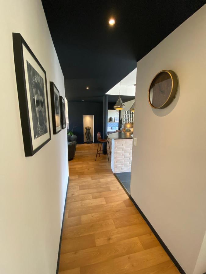Apartamento Uman, Un Monde A Nous, Hyper Centre Amiens Exterior foto
