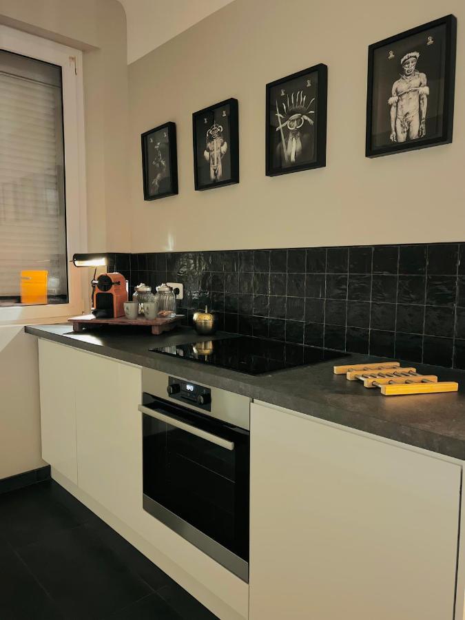 Apartamento Uman, Un Monde A Nous, Hyper Centre Amiens Exterior foto